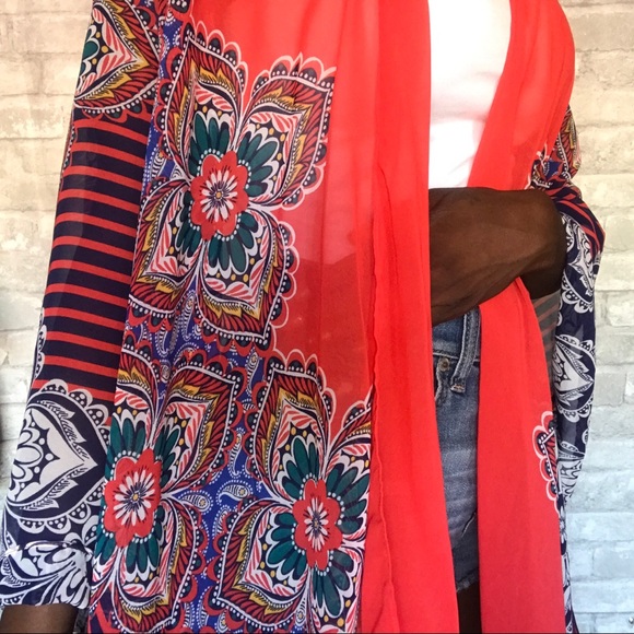 EXPRESS | Floral paisley print Chiffon Cover-Up - Picture 4 of 8